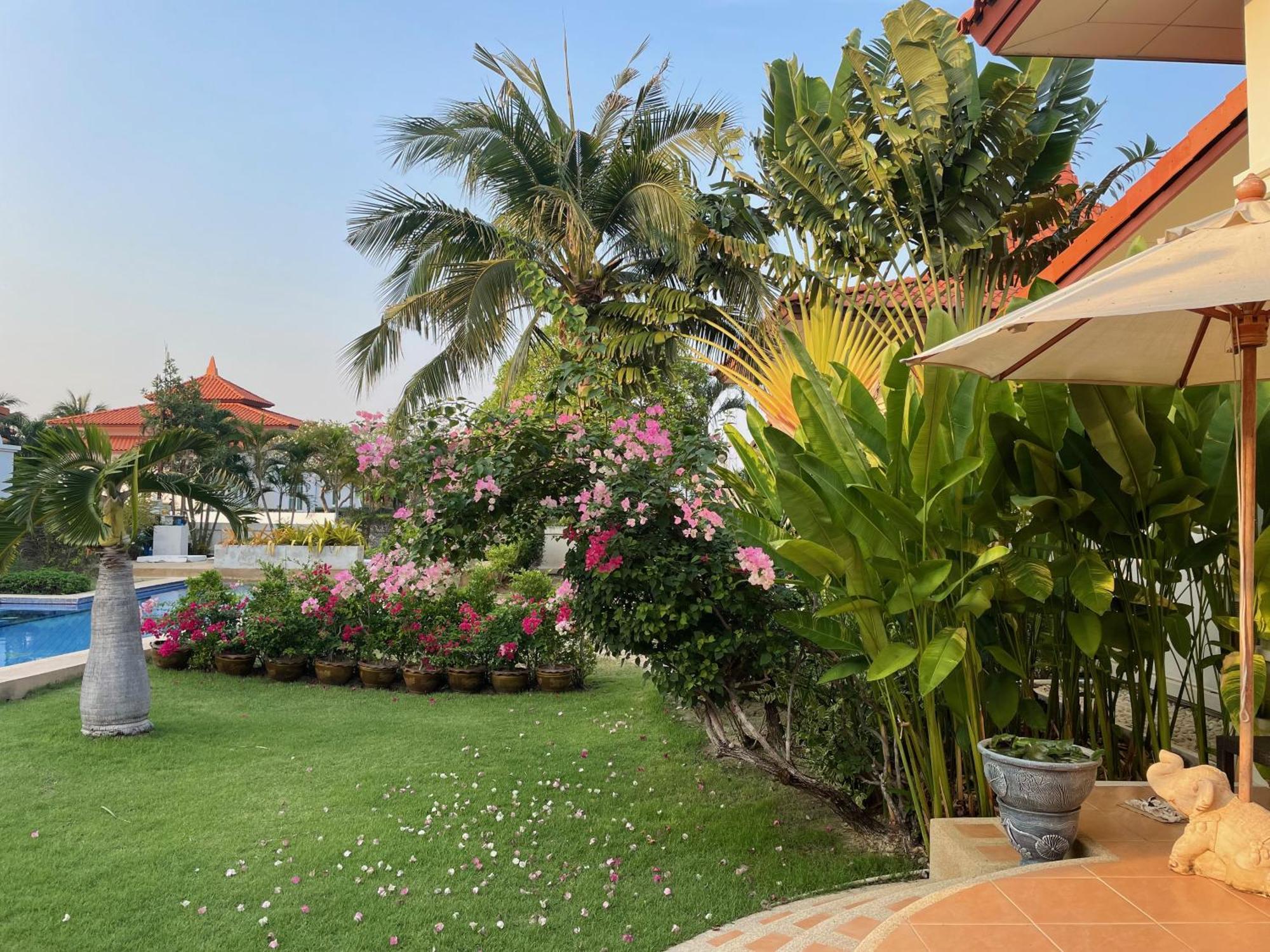 Villa Bougainvillea HHQ Exterior foto